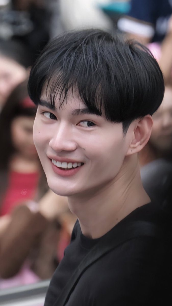 pavel_onlylove's tweet photo. อยากเห็นหน้าแล้วครับ 🐱

#pavelphoom https://t.co/fnKy3USbgK
