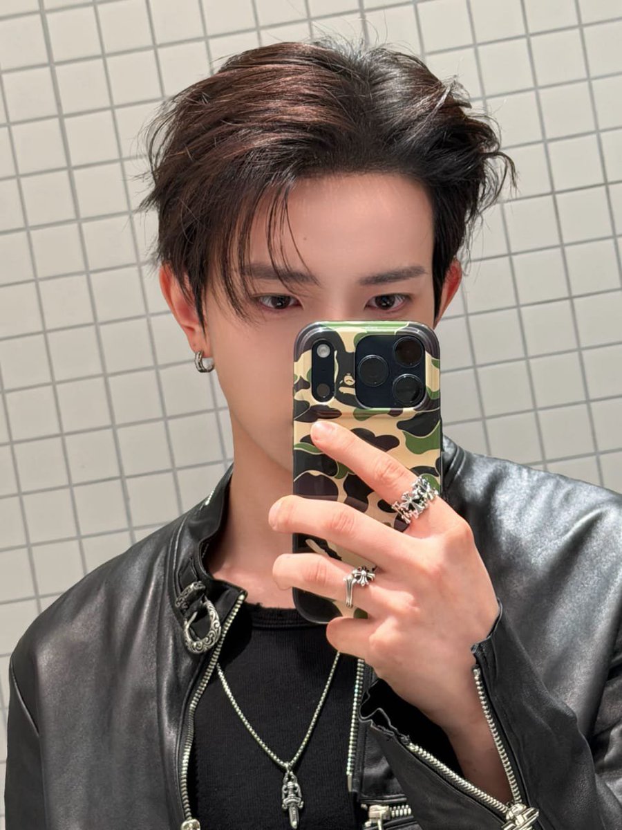 vanfiaacouple's tweet photo. mood lgi ga baik tpi ayang apdet https://t.co/HgxDkLBDxp