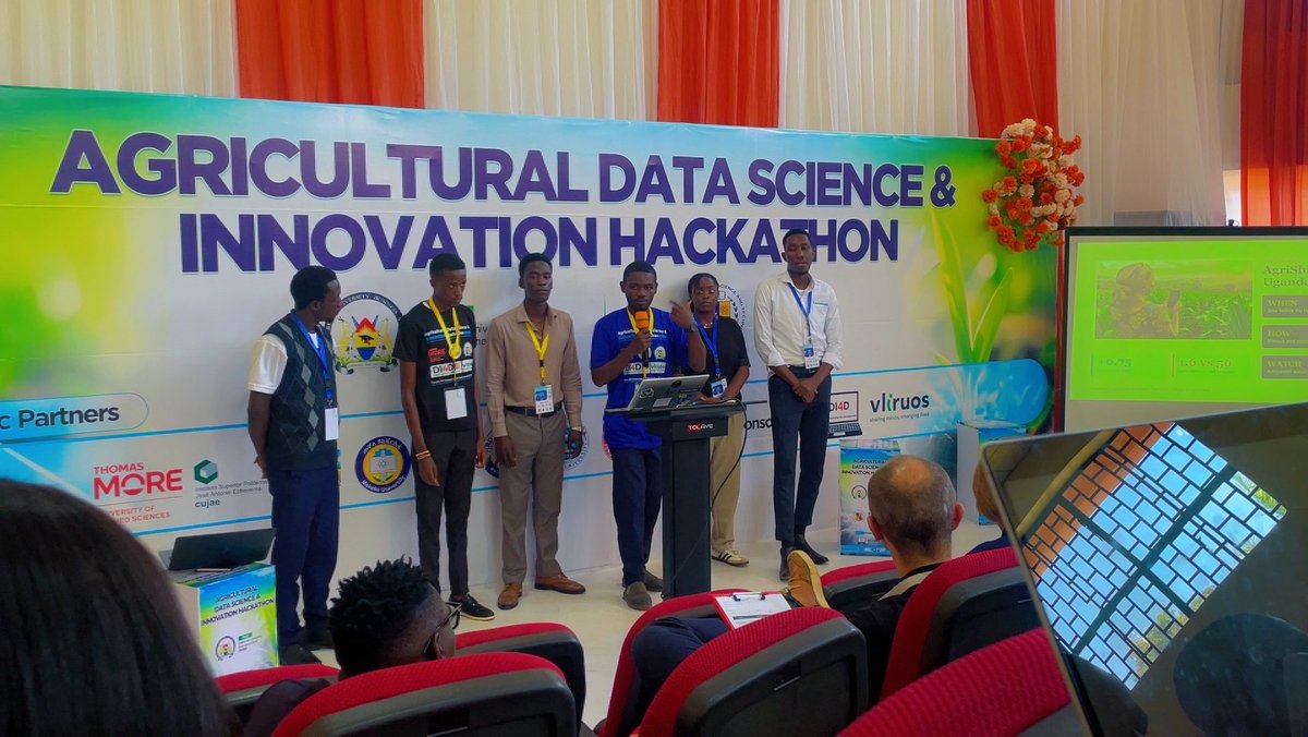 MubsFCI's tweet photo. Smart planting starts with smart planning! Our team is exploring innovative ways to help farmers plan their planting seasons, make informed decisions, and improve productivity. Harnessing technology to cultivate a smarter, more sustainable agricultural future!  #DI4D #VLIROUS https://t.co/rI9GkOAVc1