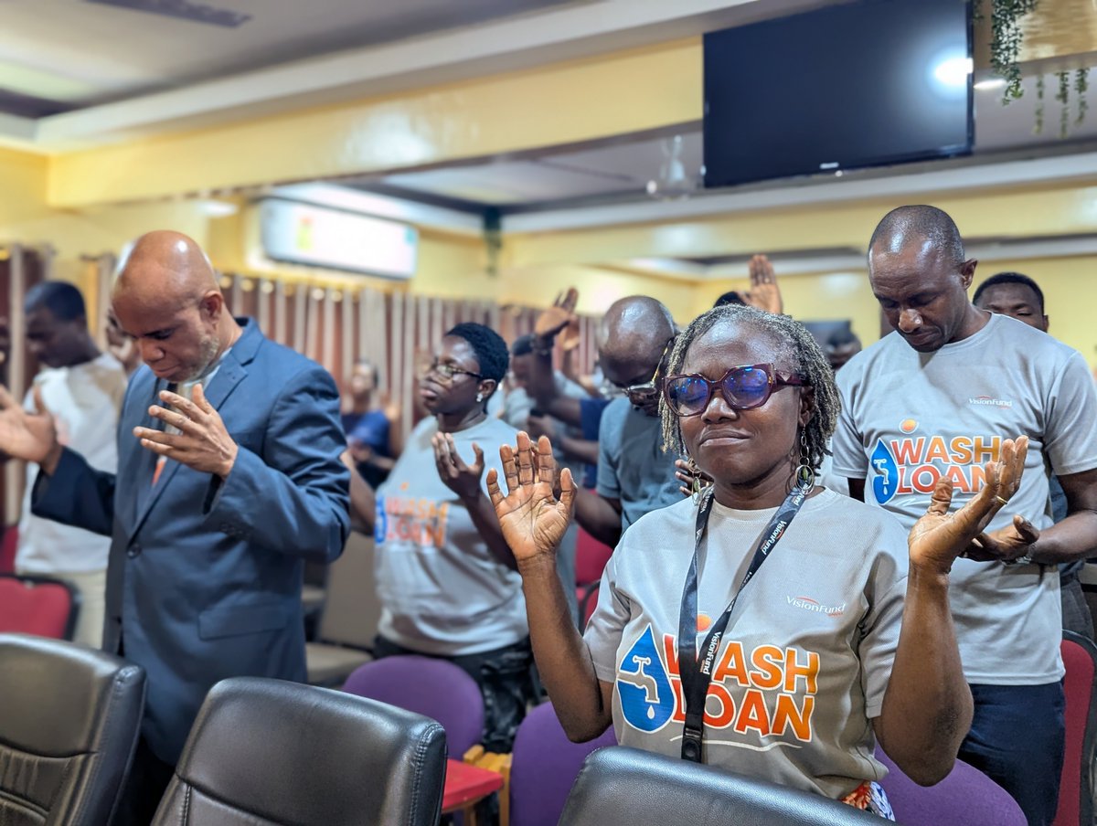 VisionFundGhana's tweet photo. Itโs #ThrowbackThursday! ๐๐พ Looking back at our FY27 Day of Prayer, a special time of worship, thanksgiving and intercession as we committed our work, clients and communities into Godโs hands. Faith remains at the heart of all we do. ๐ธ #VisionFundGhana #BeEmpowered https://t.co/gIfbxbp0ay