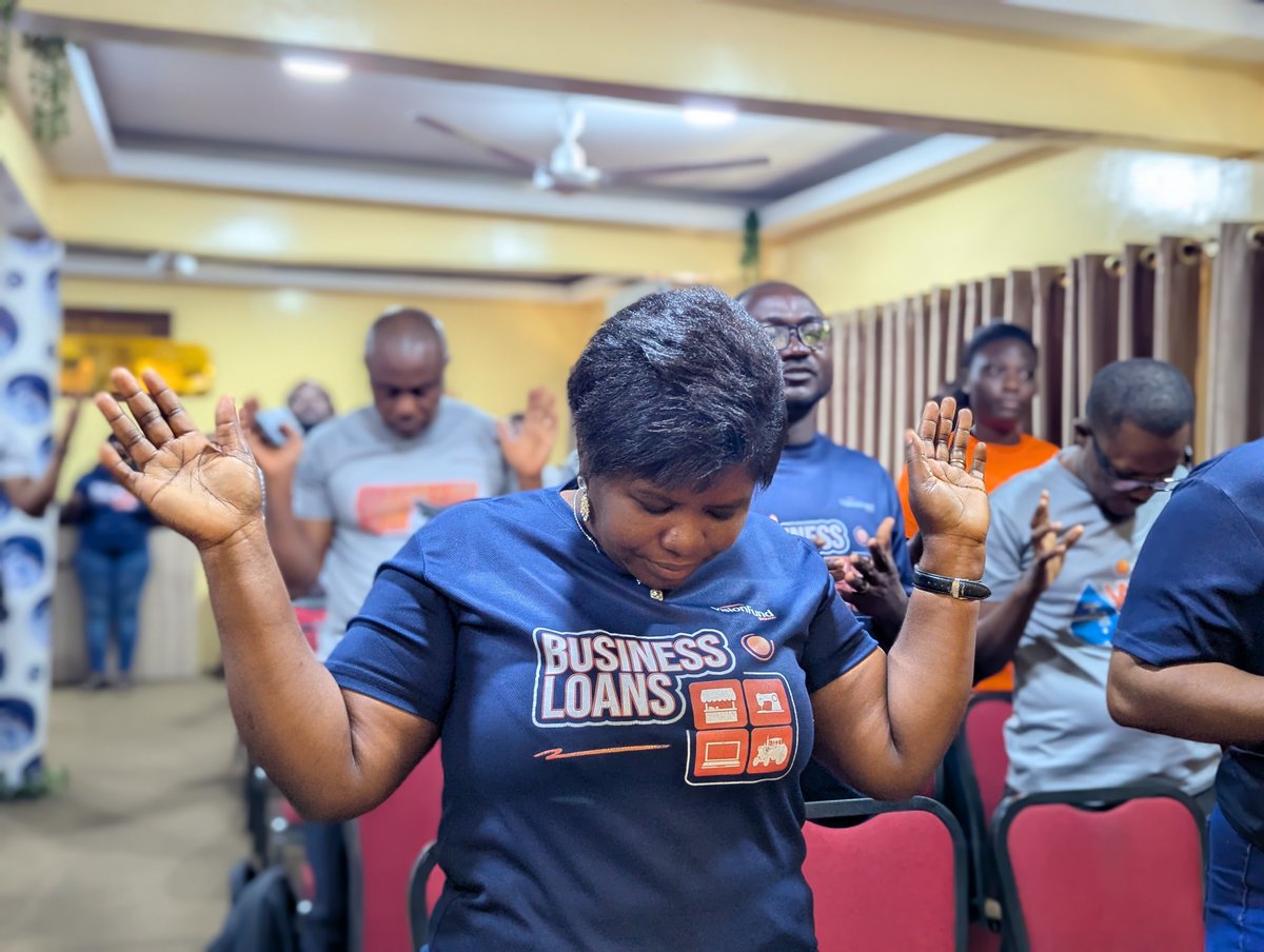 VisionFundGhana's tweet photo. Itโs #ThrowbackThursday! ๐๐พ Looking back at our FY27 Day of Prayer, a special time of worship, thanksgiving and intercession as we committed our work, clients and communities into Godโs hands. Faith remains at the heart of all we do. ๐ธ #VisionFundGhana #BeEmpowered https://t.co/gIfbxbp0ay