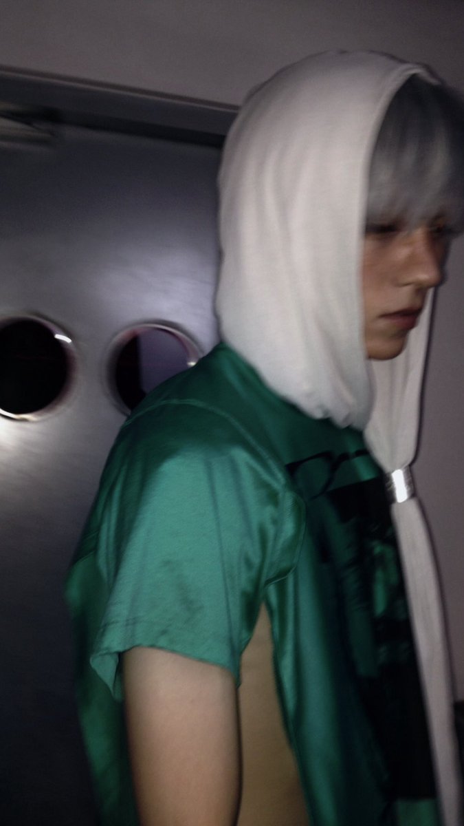 98shansols's tweet photo. he’d be a tumblr it boy https://t.co/TMDQf7Chtg