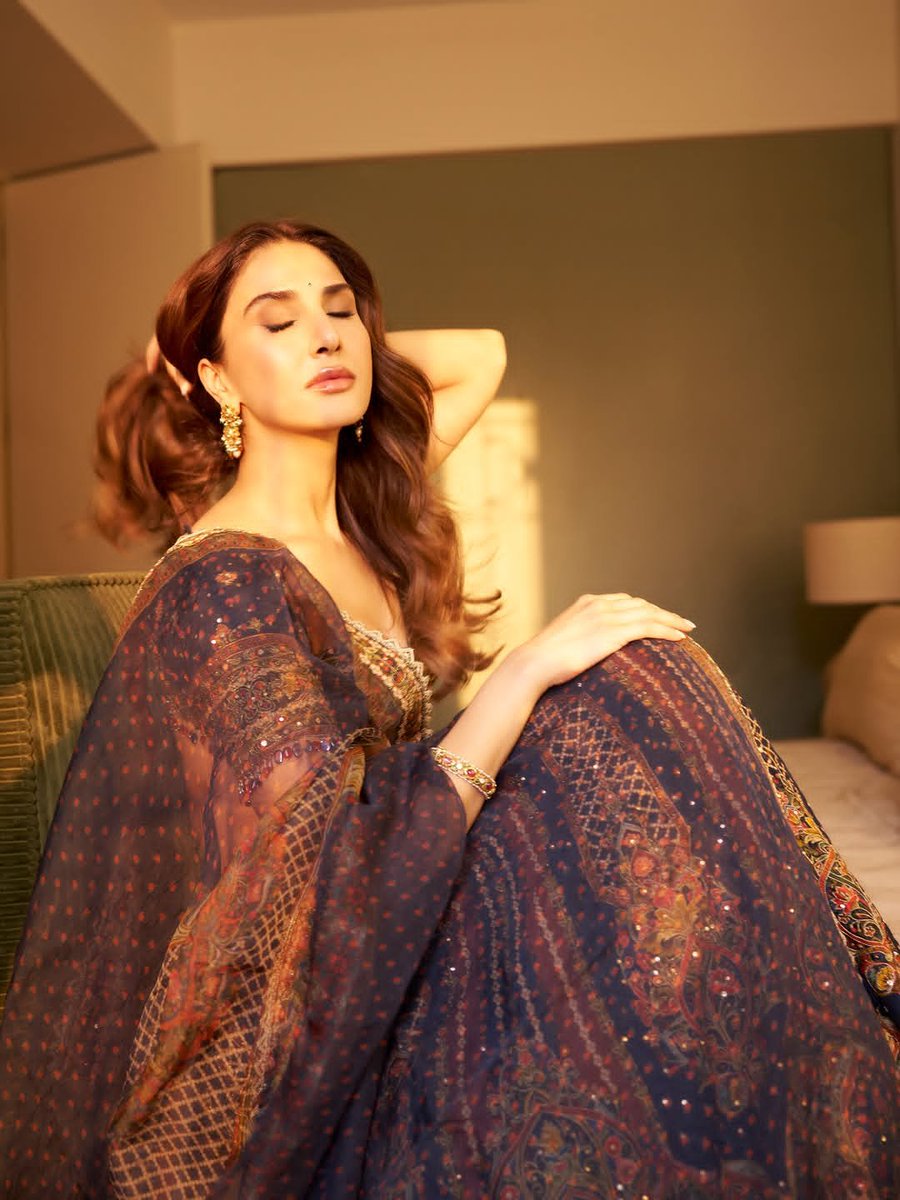 Weekendvibes_'s tweet photo. Vaani Kapoor ✨💙

#Vaani #VaaniKapoor https://t.co/EUu2O9ZdmQ