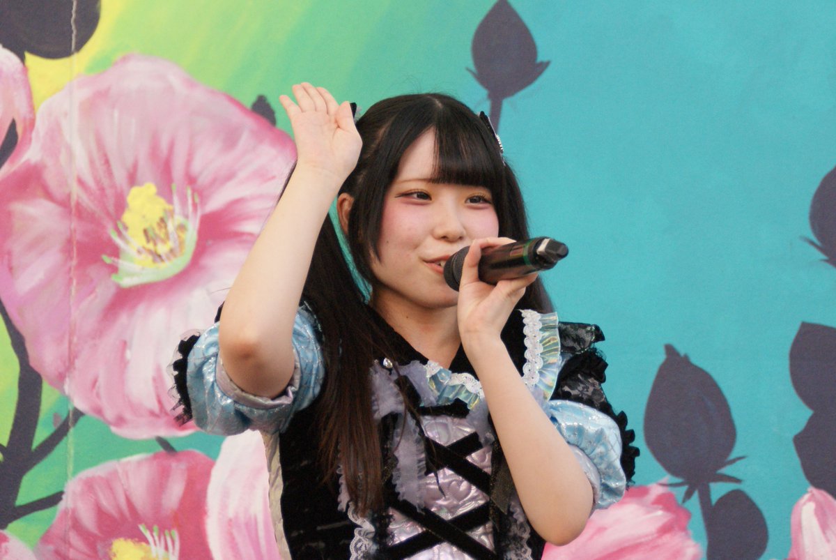 yanaran tweet picture