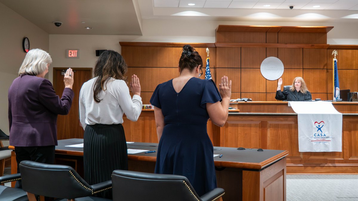 HanoverVa's tweet photo. Three new Court Appointed Special Advocate (CASA) volunteers were sworn in Wednesday after completing more than 50 hours of training to become voices for abused and neglected children in Hanover and Caroline counties.

#HanoverVA https://t.co/Alre7rsLTc