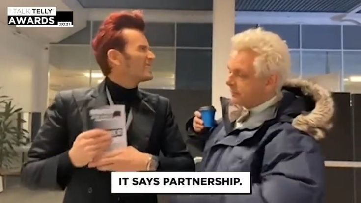 sheennxnt's tweet photo. When David and Michael won the award for Best Comedy Series for ‘Staged’ whilst wearing their Crowley and Aziraphale costumes, I loved it https://t.co/BQ949r5841