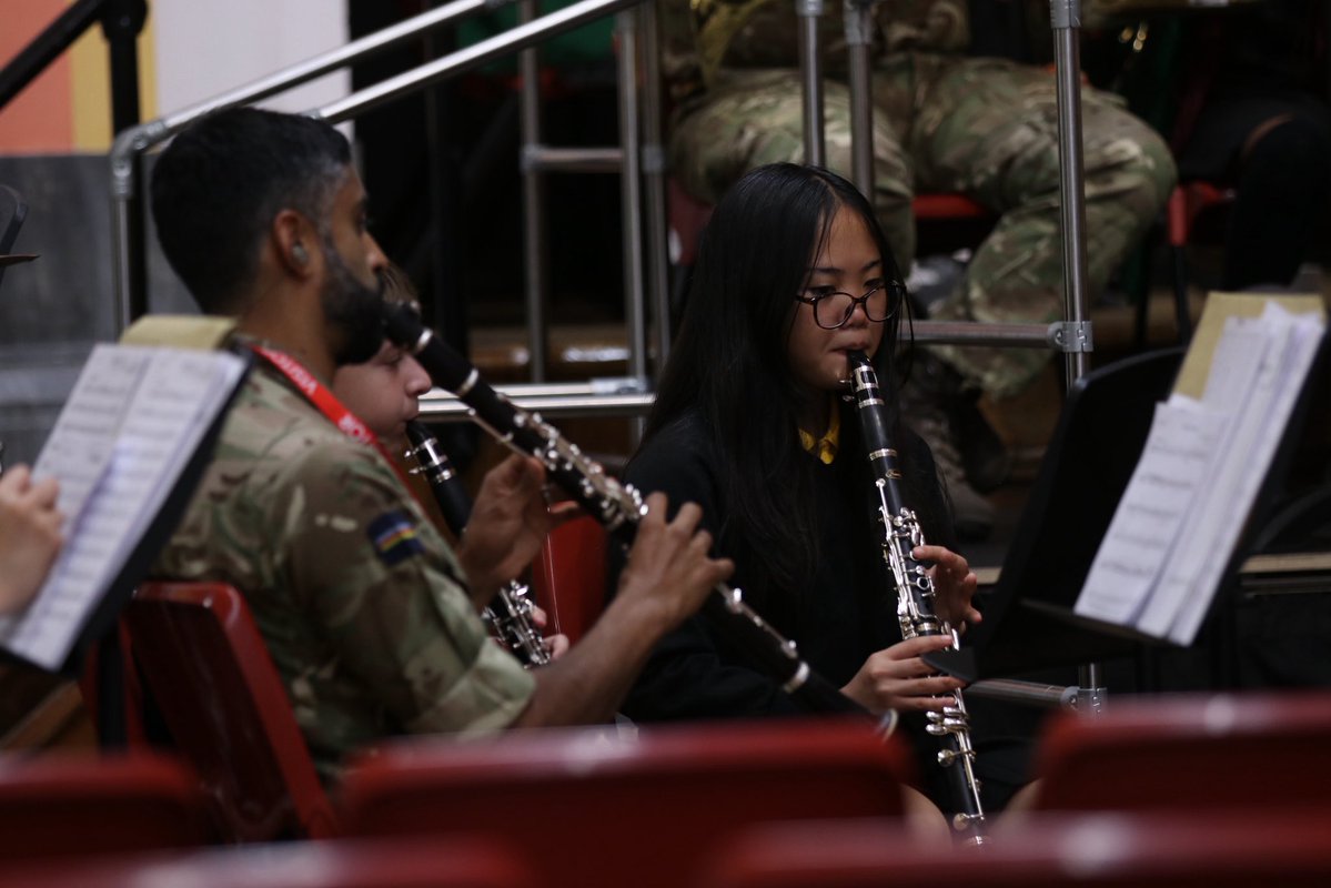 SydneyR_School's tweet photo. 🎺 Earlier this week, SRS welcomed the Band of the Scots Guard, who offered our students a workshop and the opportunity to play side by side with them.

@scotsguardband https://t.co/8EGAo1HqJj