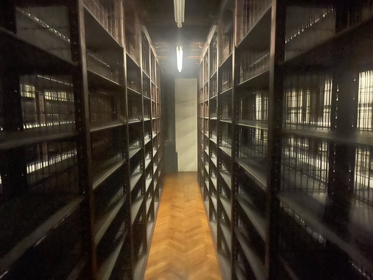 readalanread's tweet photo. Jo Morton @Artangel welcoming performance students @kingsartshums to the Maughan Library they thought they knew, except being Artangel they have found a way for Terence Gower to work with @KingsCollegeLon archivists to reveal the first purpose built fireproof building in London. https://t.co/yimcyBpjc1