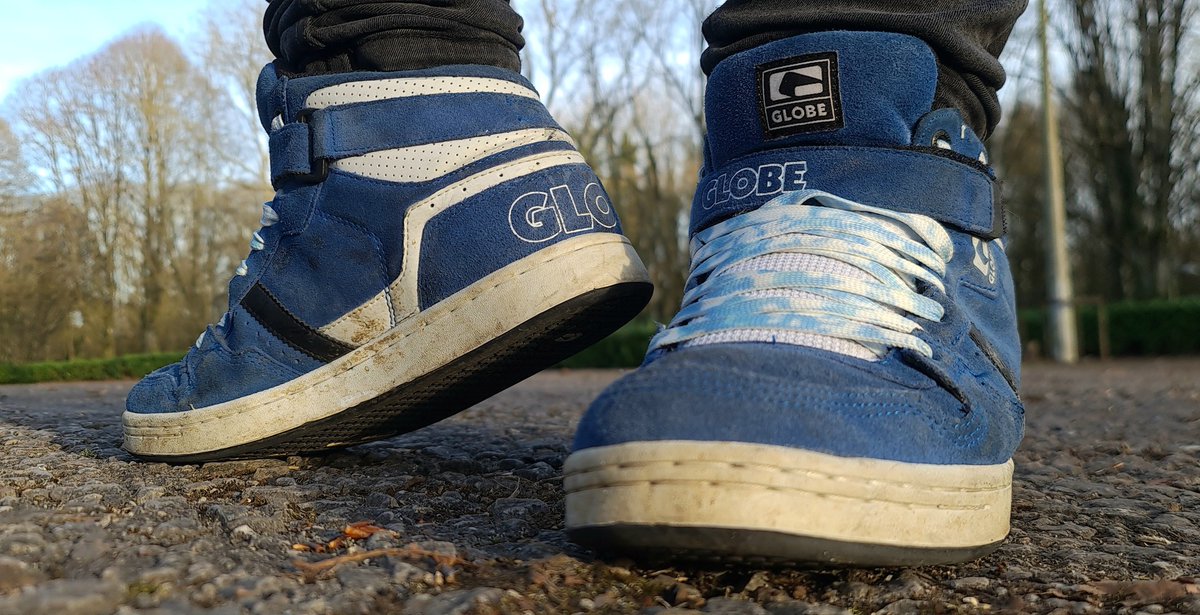 Sk8dc43's tweet photo. Posing in some of my comfy globes 

#Skateboard #skateboarder #shoe #shoes #skater #sneakerfetish #gaysneakerfetish #xsneakercommunity #sneaker #sneakers #trainers #hitops #globes #globeshoes https://t.co/jeznE4mRZO