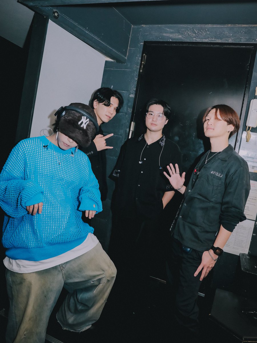 kuui_staff's tweet photo. ││● 名古屋 Thank you!!! ●││

[ Blue Groove Classic #5 ]

📍愛知｜今池3STAR

━━━━━━━━━
\ setlist /

1.クズボシ
2.夜鷹のこゝろ
3.雨にも負けず
4.壊楽
5.天使のL/O
6.蝉時雨
7.かぐや
8.sleep?¿

 ━━━━━━━━━
📸 @FrolicRobe (thx.)

#Ku_ui #ｸｰｲ 
#今池3STAR https://t.co/yOnjt5vdBZ