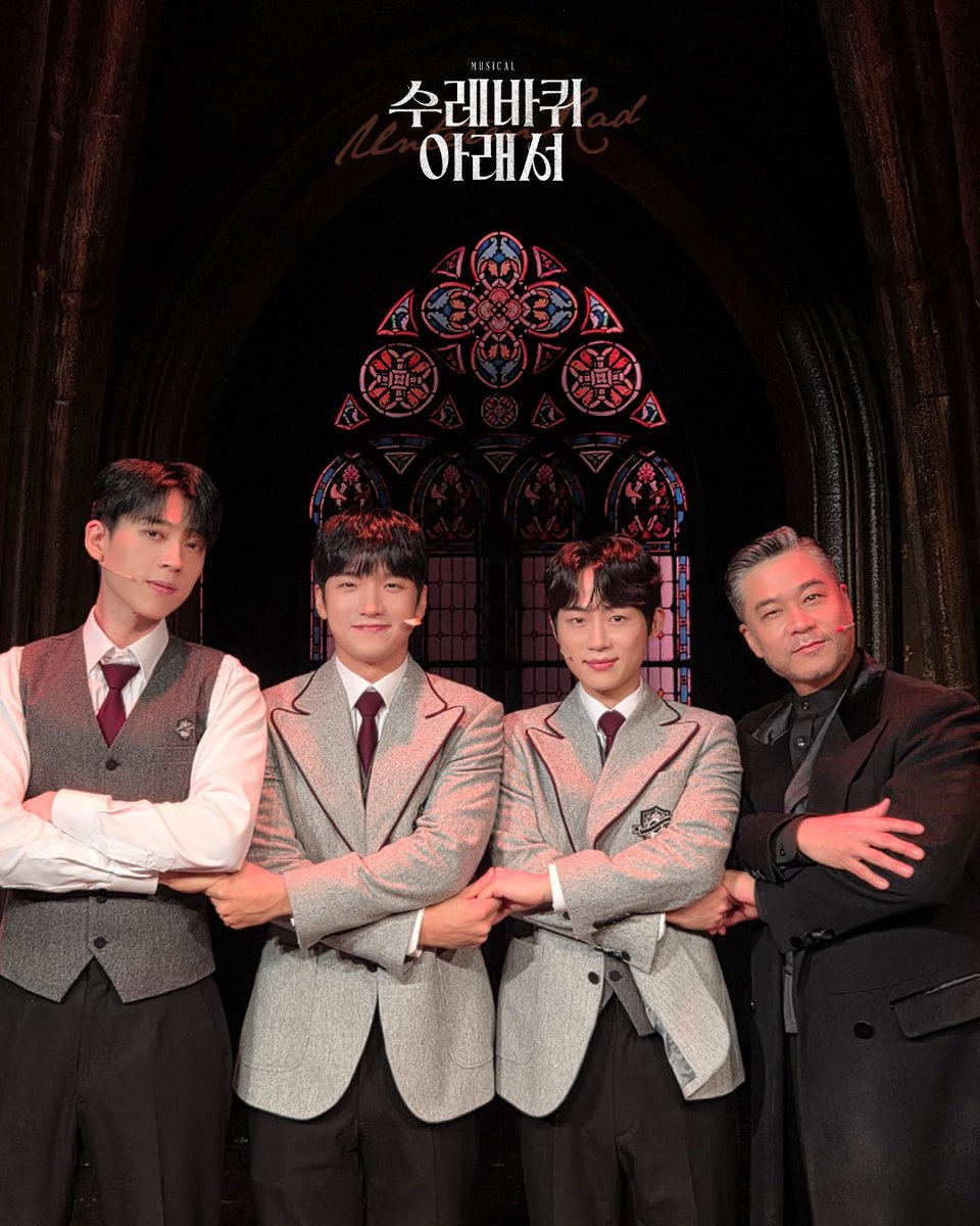 Didi_zjwalangz's tweet photo. 나 진짜 그냥 순수하게 궁금해서 그러는데,
배우 성별이 여자라고 여성복 입히고 남자라고 남성복 입힐 거면 대체 캐릭터 젠더프리를 왜 하는 거임? 🤔💦 https://t.co/4pgH8mjNFu