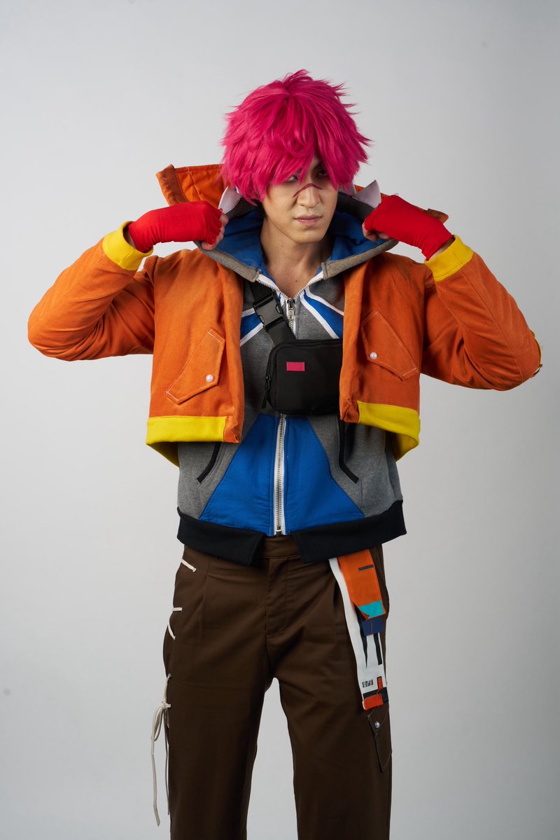 Seijicosplay_'s tweet photo. My submission to #fitbound: my Heartsteel Sett cosplay at #RQLA :)

(Apparently I never take photos of myself) https://t.co/NZNamzPl9N