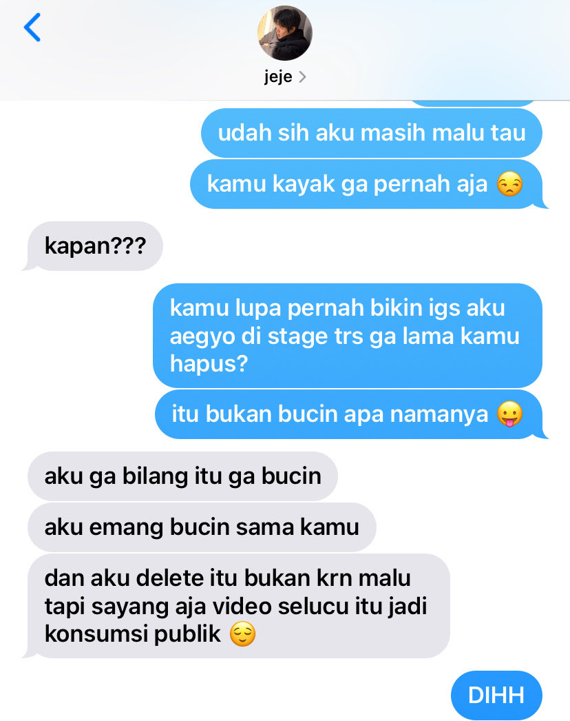 azmlry's tweet photo. kira2 gini room chat jaeyong setelah huru hara hari ini wkwkwk https://t.co/7qAuVnd2R0