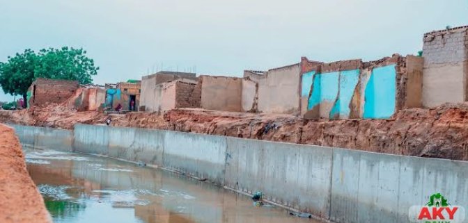 NTANewsNow's tweet photo. AREWA REVIVAL PROJECT DECLARES SUPPORT FOR PRESIDENT TINUBU'S RE-ELECTION, CITES KANO IRRIGATION PROJECTS 

The Arewa Revival Project, commend President Bola Ahmed Tinubu for his administration’s strategic ecological intervention in the Kano River Irrigation Scheme, particularly the rehabilitation and expansion initiatives at Tiga Dam, Challawa Gorge Dam and Kafin Chiri Dam in Kano State.

A statement by the 
Project Coordinator,
Arewa Revival Project (ARP) Muktaka Ahmed Ibrahim describes the intervention, being implemented through the Ecological Project Office under the Office of the Secretary to the Government of the Federation, as a significant demonstration of the Tinubu administration’s commitment to food security, climate resilience, rural development and sustainable economic growth in Northern Nigeria.

It recognizes these ongoing projects as practical investments in the agricultural potential of Kano State and surrounding communities, with far-reaching implications for farmers, rural households, agribusinesses and the national economy.

It adds that Tiga Dam, constructed in 1974, has a reservoir capacity of approximately 1.97 billion cubic metres and an irrigation potential of about 230,000 hectares, in addition to supporting 10 megawatts of hydropower generation. We note that the ongoing intervention is designed to open new irrigation sectors in Yakasai, Gwamma and Gurjiya, covering approximately 875 hectares, through the development of irrigation canals and associated infrastructure.

The statement also acknowledges  the intervention at Challawa Gorge Dam focuses on developing 240 hectares of irrigable land through the construction and rehabilitation of main canals, distribution channels, field canals, access roads and other hydraulic structures necessary for efficient water management.

At Kafin Chiri Dam, it notes that the ongoing intervention is expected to open additional irrigation sectors covering approximately 164.91 hectares through the construction of main canals, distribution channels and field canals across the Kunpada, Matanfa and Maida sectors.

 It further consider the projects important investments in ecological infrastructure that can help address the challenges of agricultural production, water management and rural livelihoods. By improving access to irrigation, we expect these interventions to support year-round farming, increase agricultural output, create employment opportunities and strengthen the resilience of our communities against climate-related challenges.

The statement notes that the Arewa Revival Project, the developments demonstrate that strategic government investments in ecological infrastructure can translate into tangible economic opportunities for the people of Northern Nigeria. We recognise the alignment of these initiatives with the broader objectives of the Renewed Hope Agenda, particularly in the areas of food security, economic diversification, poverty reduction and inclusive development.

It also reiterates interventions and the administration’s broader development agenda, necessities the Forum's support for President Bola Ahmed Tinubu’s re-election bid noting that continuity in purposeful leadership offers an opportunity to consolidate ongoing projects, expand development initiatives and sustain the drive towards national economic transformation.