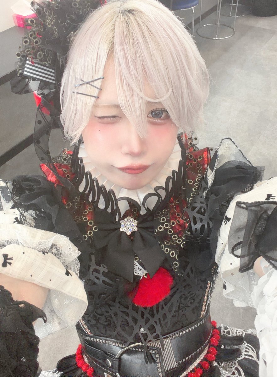 hlhr_neru's tweet photo. 可愛いだけじゃ終わらせない🥀 https://t.co/MvDj2MiYTS