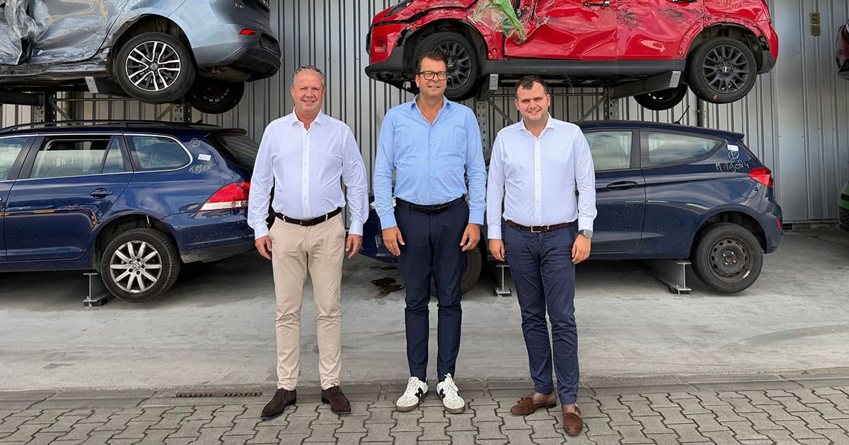 AtfProfessional's tweet photo. PreZero acquires Autorecycling Kempers GmbH and secures critical raw materials for Europe's automotive industry. Read more at https://t.co/yaiAsCKsZI #PreZero #AutoRecycling #VehicleRecycling #CircularEconomy #BatteryRecycling https://t.co/u4sHgyW11U