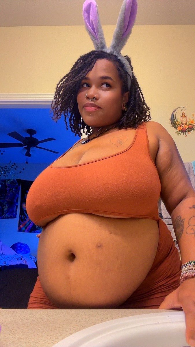 alumpyprincess's tweet photo. Big is more beautiful https://t.co/lI6UH5FdmT