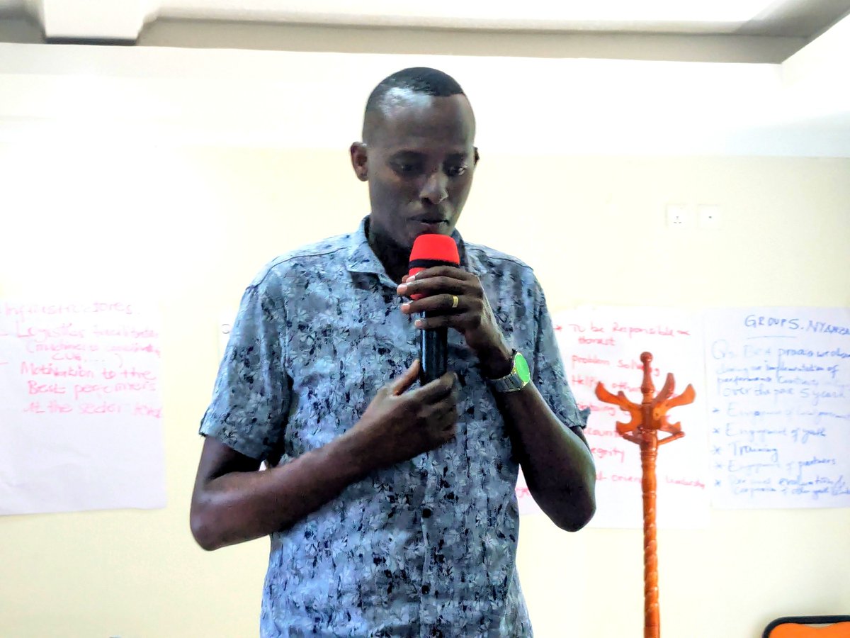 bugeserayouth's tweet photo. #UrugendoShuri: Urubyiruko rw'Akarere ka Bugesera 30 rwitabiriye ibiganiro byahuje Urubyiruko rwa @bugeserayouth na @nycnyanza kubufatanye na @VSO_Rwanda, aho baganiriye kubyagezweho uko babigezeho, imbogamizi n’uruhare rwabo mu kuzafasha manda nshya @RwandaYouth @RwandaYouthArts https://t.co/V9VxWb0ONK