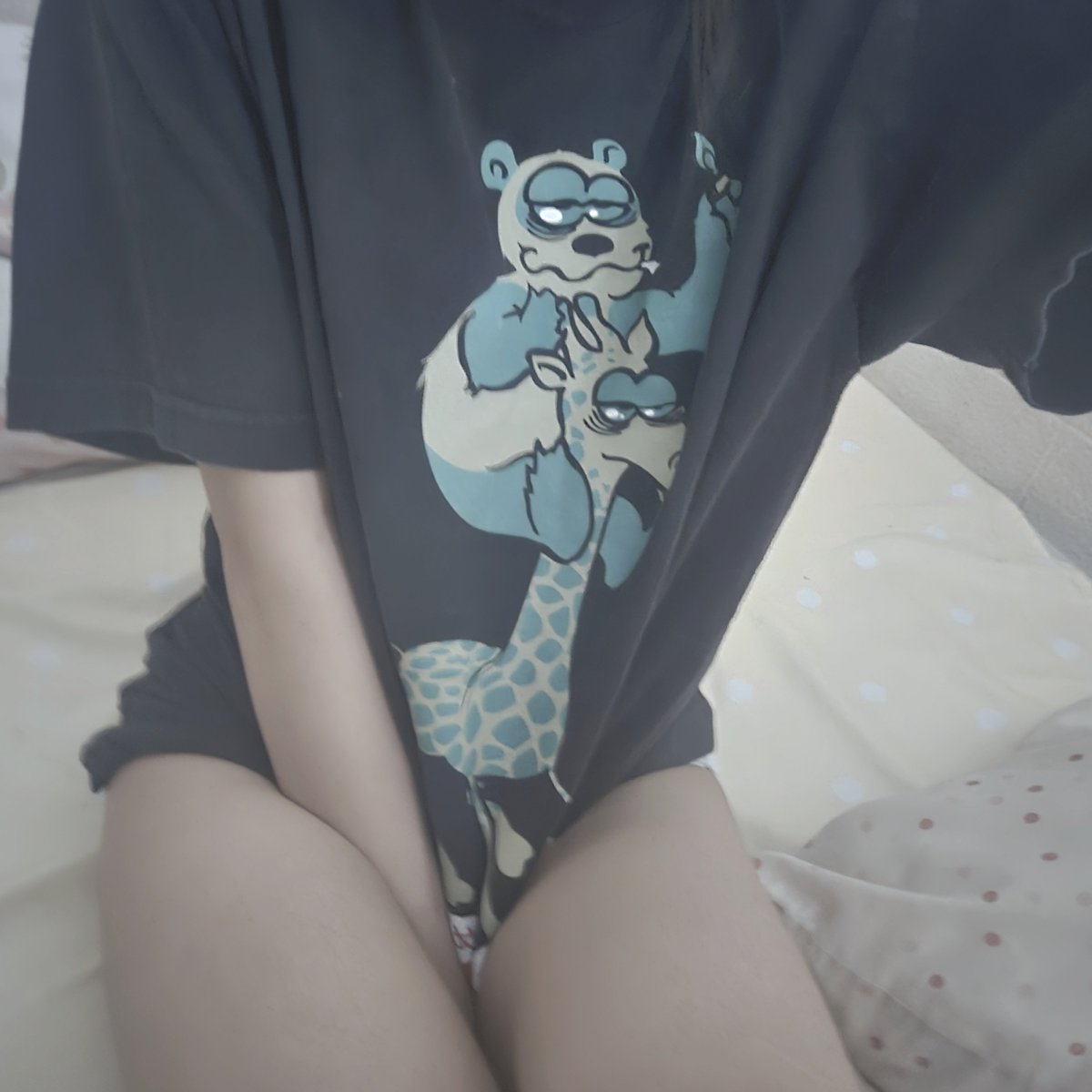 bxnnilvr's tweet photo. papa, can i wear your shirt to sleep tonight ~? 𖹭 https://t.co/LNPuHpArYI