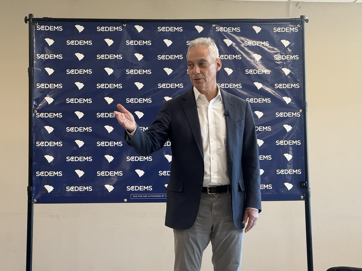JoeBReporter's tweet photo. .@RahmEmanuel is in Calhoun County this morning. 

“This election is between momentum versus money,” Emanuel said. 

He added the momentum is with Democrats. https://t.co/rZgCIa68hL