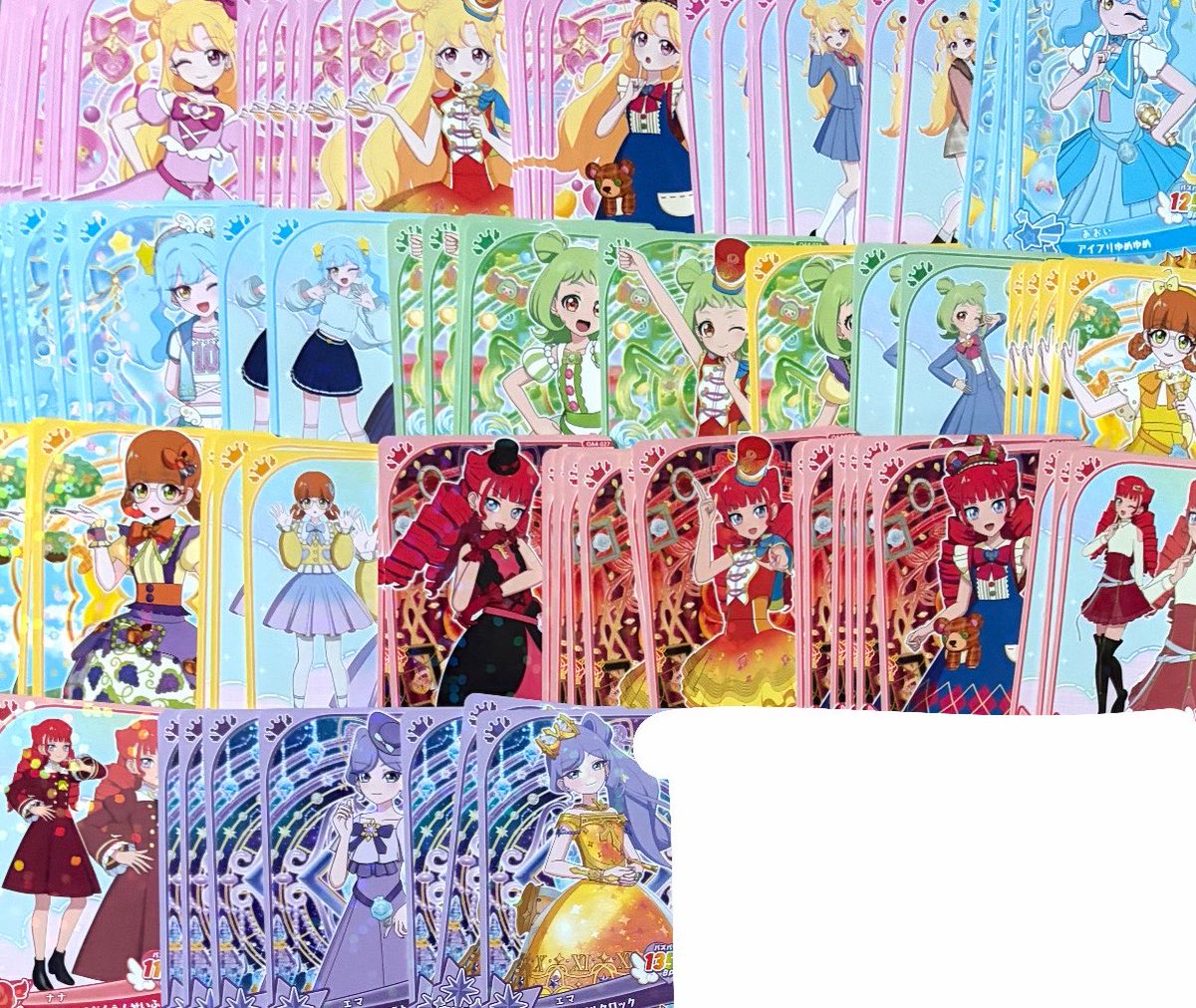 7no4m's tweet photo. @xwc6z 初めまして、検索よりお声がけ失礼いたします。
画像2枚目以降とお好きな比率で(星4などは1：20⤴︎ほど)♡をつけたものを交換していただくことは可能でしょうか？エンジェルアイス、メゾピアノを優先的に求めております。
ご検討よろしくお願いいたします。 https://t.co/091fAPMKTh