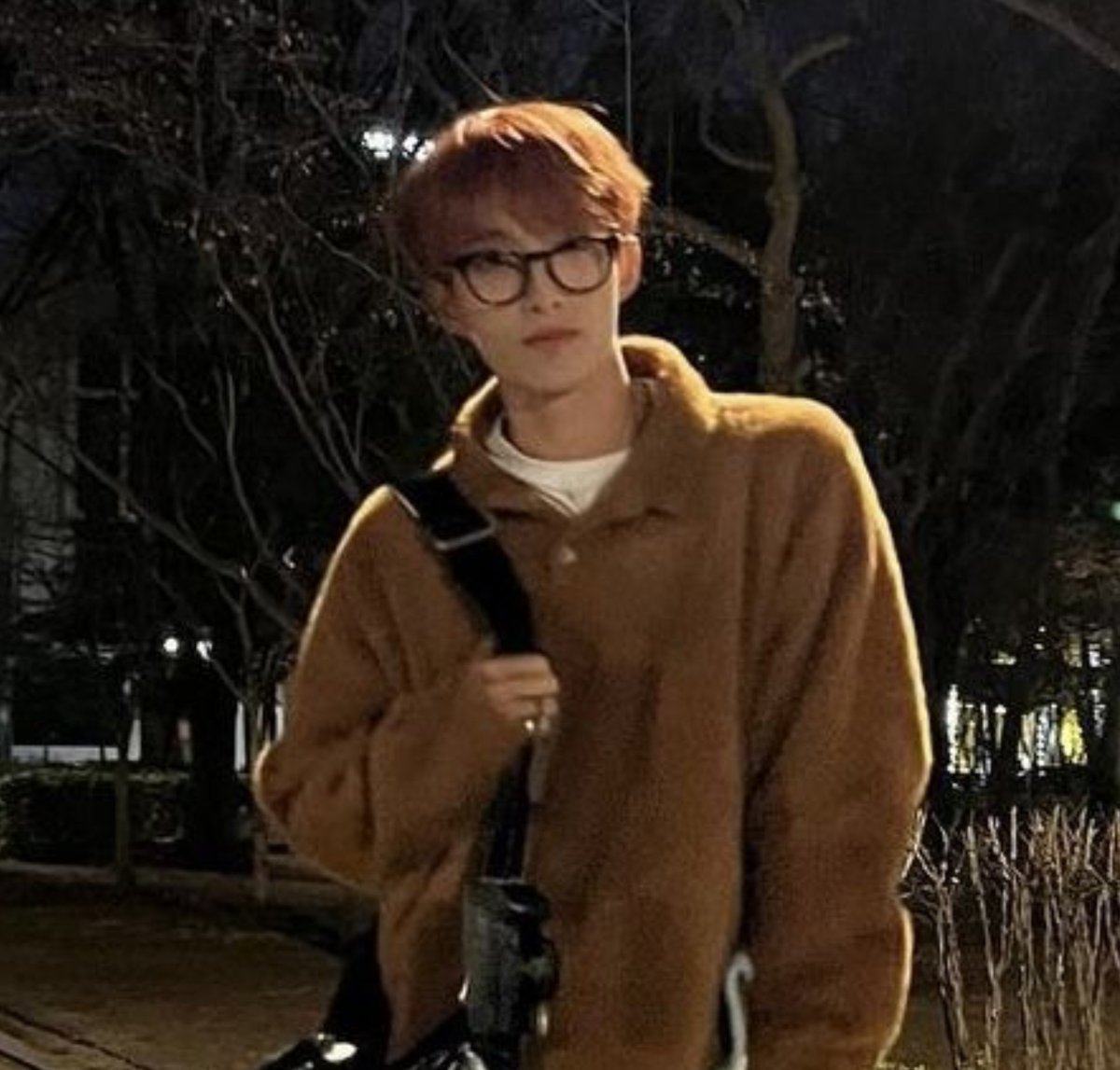 beomkyeom's tweet photo. this seungkwan        and     this dokyeom

kissing under the moonlight and sparkling stars https://t.co/qbCtQGNp6M