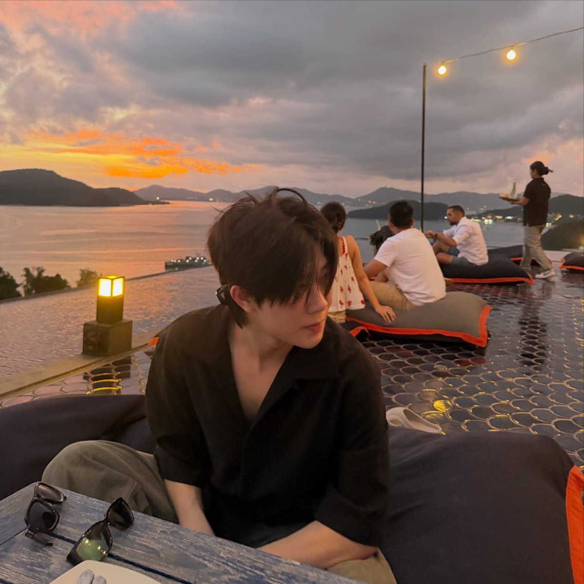 imp4pang's tweet photo. โอ้ย คาดแว่นหล่อมากกกก ( ⸍›̥̥̥ ᜊ ‹̥̥̥ ⸌)⭐️ https://t.co/xgVpKuugme