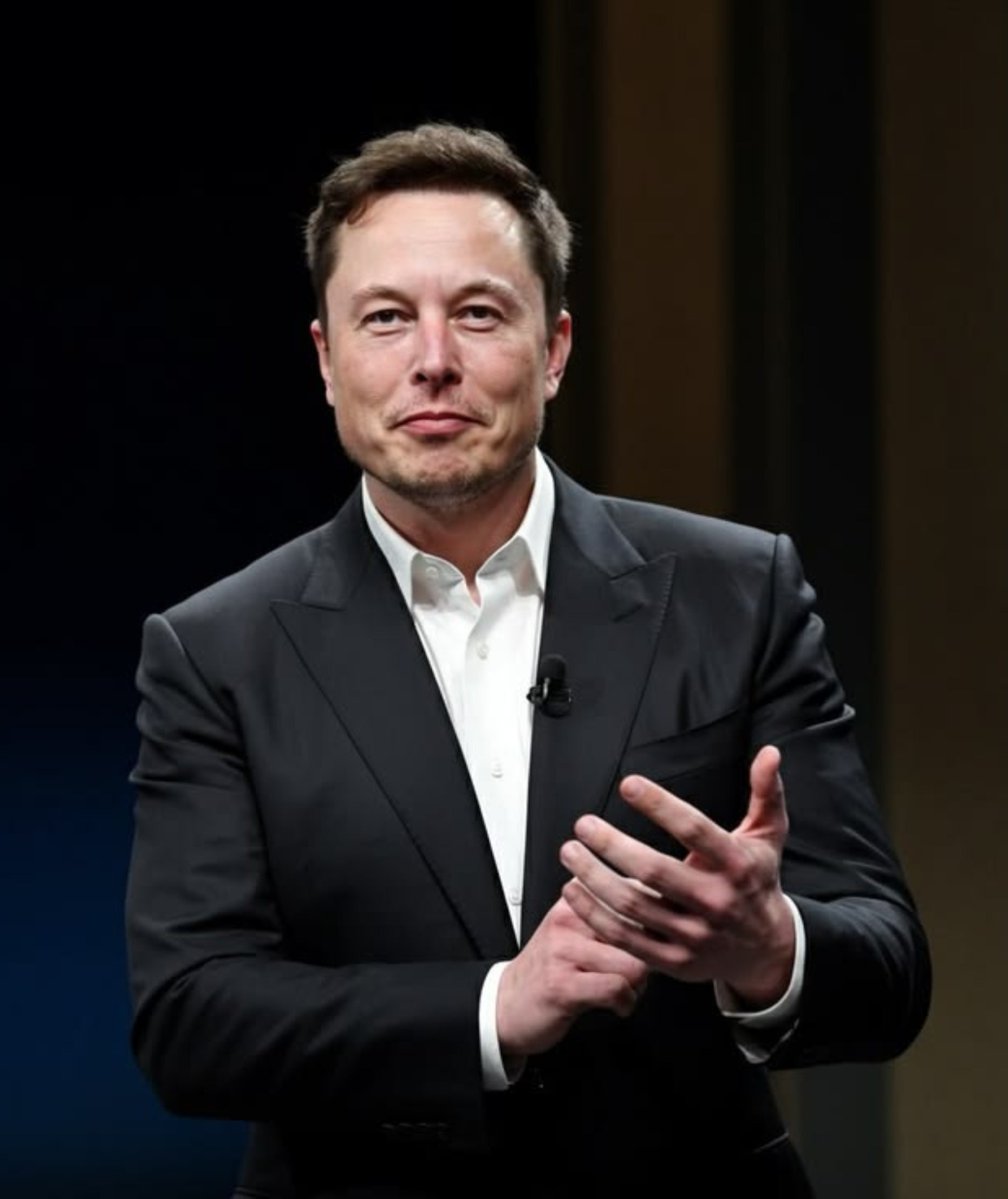 BullTheoryio's tweet photo. 🇺🇸 Elon Musk Just Now:

"Maybe we should start a competitor to Amazon."

Could this be the final step toward making X the everything app? https://t.co/XiHBQachKG