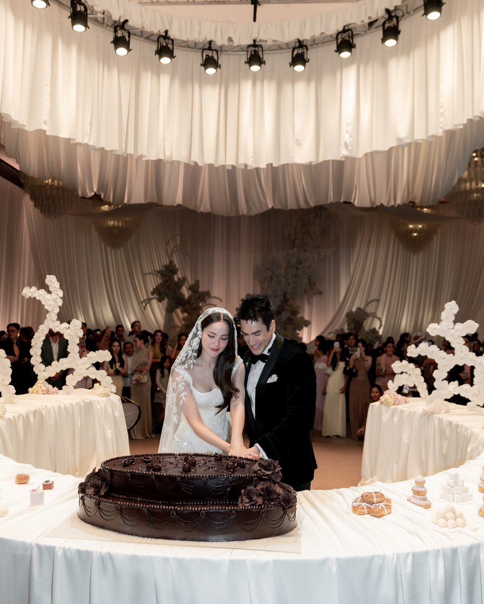 omgeeees's tweet photo. Decoration คือสวยมากกกกกก ความน้อยแต่มาก เรียบแต่โก้ ไฮแฟชั่นที่แท้ทรู 🤍 https://t.co/2KVRM1sf6b