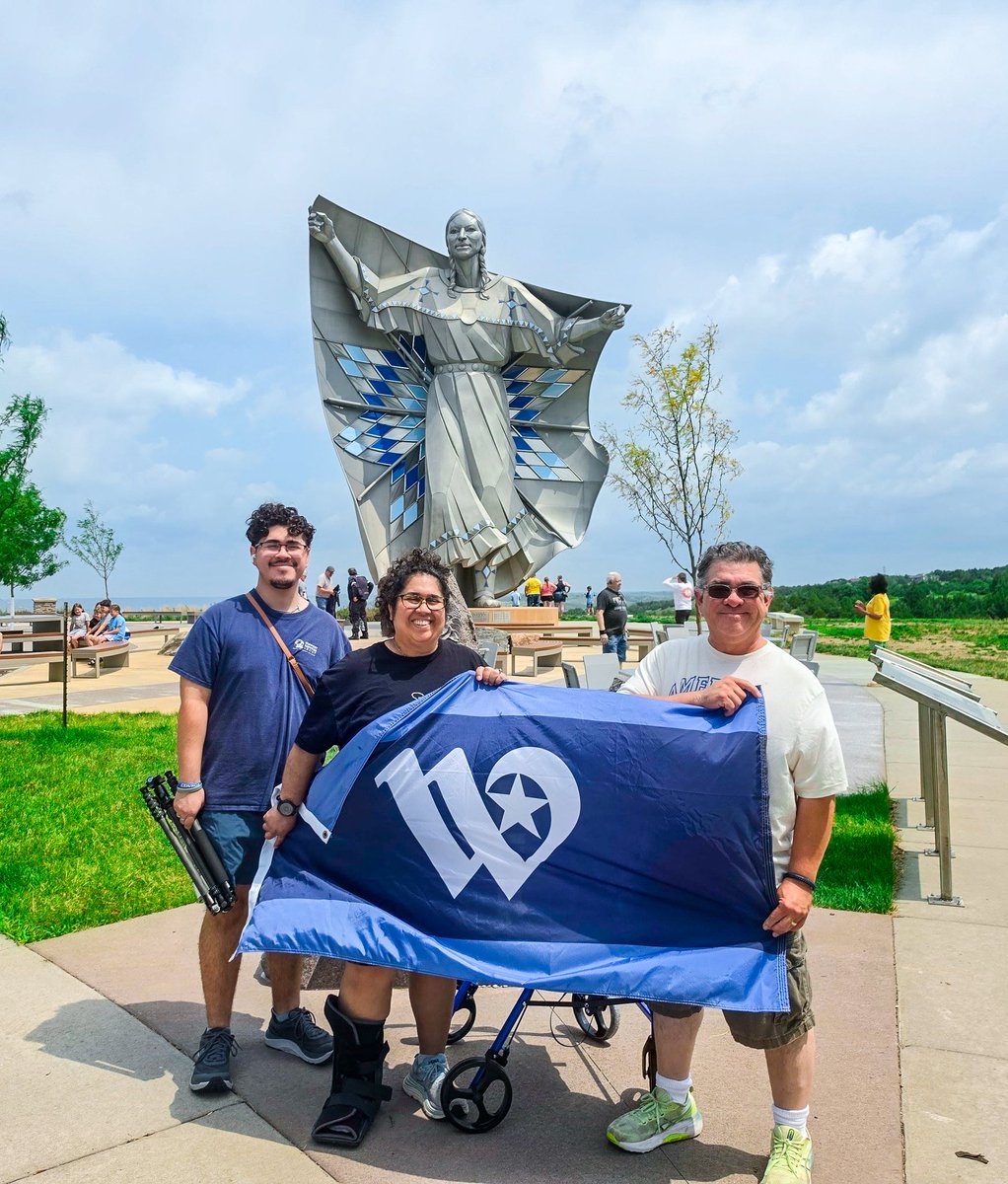 cityofwaco's tweet photo. The Waco flag made its way to the Dignity of Earth and Sky sculpture in South Dakota

Want to be featured on our social media? Check out a flag at any @WacoLibrary, take it with you on your next vacation, and share your photos with us!

#wacotexas #wacotx #forWacoans #wacoflag https://t.co/C01nFQD302