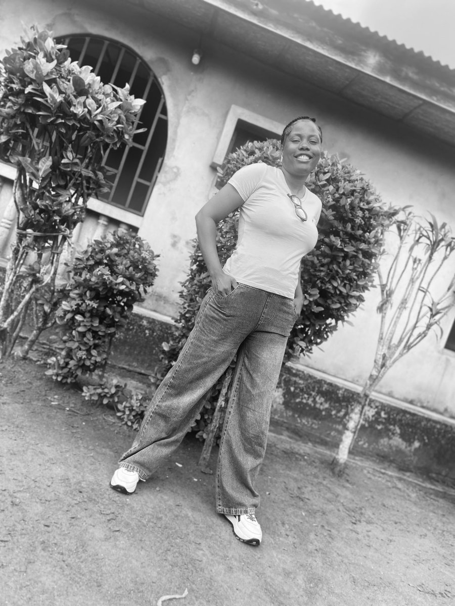 NwibeZorbari's tweet photo. Looking good always looks good on you. https://t.co/uyyudvYEQ1