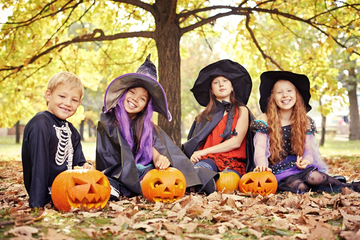 FriendsElderly's tweet photo. Join us for a Halloween Spooktacular at Little Bramingham Farm Care Home! 
Bring the family along for a fun-filled Halloween morning featuring a Wizard Show by Krisgar Entertainments, balloon modelling, &amp; lots more spooky fun for all ages. Find out more:  https://t.co/hnzu6T0aJ6 https://t.co/lkzdPrJNii