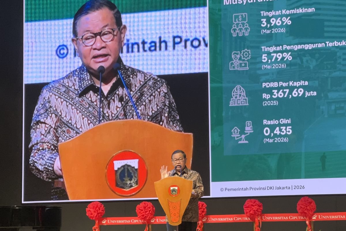 LambeSahamjja's tweet photo. pramono menjelaskan uang pajak warga dan pengusaha dipakai untuk apa saja

katanya pemda wajib mempertanggungjawabkan pemakaian pajak

dipakai untuk
- revitalisasi sekolah
- pengembangan transportasi umum
- penanganan banjir

soal banjir
- normalisasi sungai ciliwung, krukut, dan cakung lama
- dia yakin normalisasi sungai bisa mengurangi banjir sekitar 8 persen
- pemprov juga membangun embung dan waduk di beberapa wilayah
- semua itu katanya dibiayai dari pajak warga jakarta

soal pendidikan
- anggaran kartu jakarta pintar (kjp) plus tetap ada, menjangkau sekitar 707.000 siswa sd, smp, sampai sma
- dia bilang ke jajaran balai kota, kjp tidak boleh dikurangi “sesen pun”
- alasannya: pendidikan cara memutus rantai kemiskinan dalam keluarga