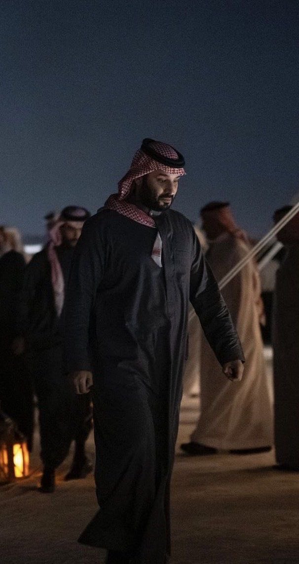 DMhfyx's tweet photo. اللهم احفظ المملكة العربية السعودية قيادةً وشعبًا، واحفظ الحرمين الشريفين من كل شر وسوء، وأدم علينا نعمة الأمن والأمان والاستقرار، وردّ كيد كل من أراد بنا سوءًا، واجعل هذا الوطن آمنًا مطمئنًا وسائر بلاد المسلمين،يارب العالمين 🇸🇦❤️
#الحوثي_يستهدف_مدينة_الرسول https://t.co/5eGLUEF935
