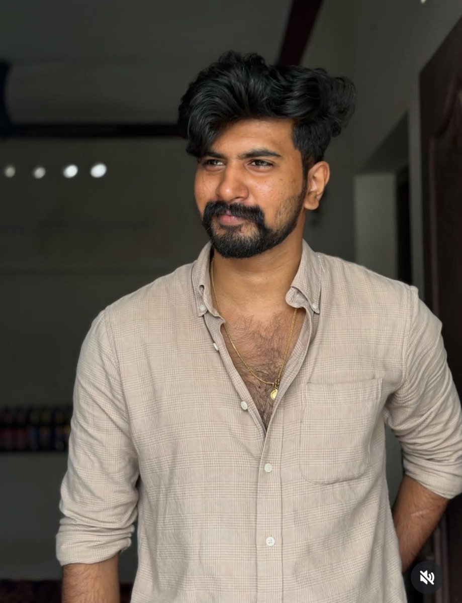 virraat_'s tweet photo. Kerala hansome men 🤌🏻❤️‍🔥

https://t.co/bFR2yhN3Vd https://t.co/gHhXxhy09Z