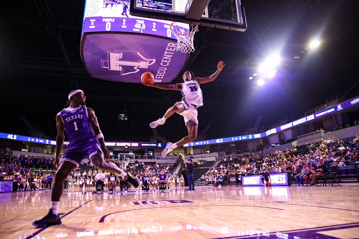 TarletonMBB's tweet photo. Wow 🤩 we have some high flyin’ Texans 😤 https://t.co/C1naZCx5p2