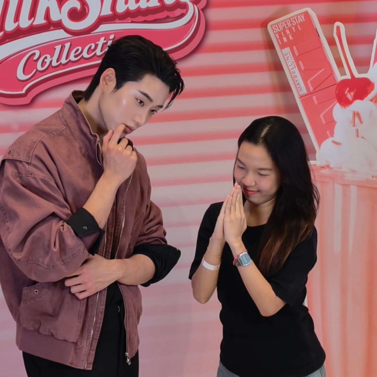 _tkanitnan_'s tweet photo. ขอบคุณพี่เอสที่เป็นแม่ให้หนูไหว้นะคะ 🫪🫪 

VINYL MILKSHAKE EST 

#ESTxMaybelline 
#est_rvp @EstRvp https://t.co/6Cm8N9M9Qg