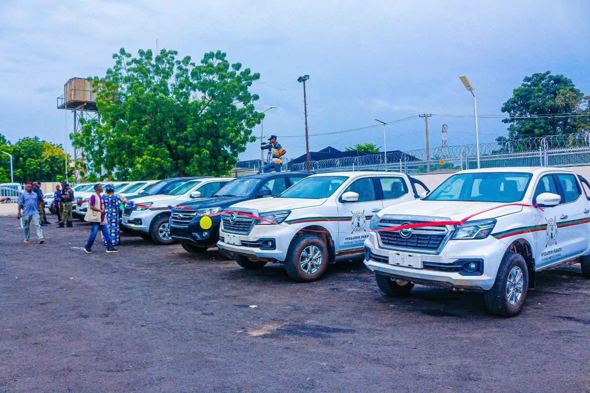 AdamawaLastBor's tweet photo. Adamawa State Governor, Rt. Hon. Ahmadu Umaru #Fintiri, has donated 15 Toyota Hilux vehicles and 300 motorcycles to strengthen security across the state’s emirates and chiefdoms.

The vehicles were presented to traditional rulers on Thursday by Deputy Governor Professor Kaletapwa Farauta, who represented the governor at a meeting of federal and state security administrators.
