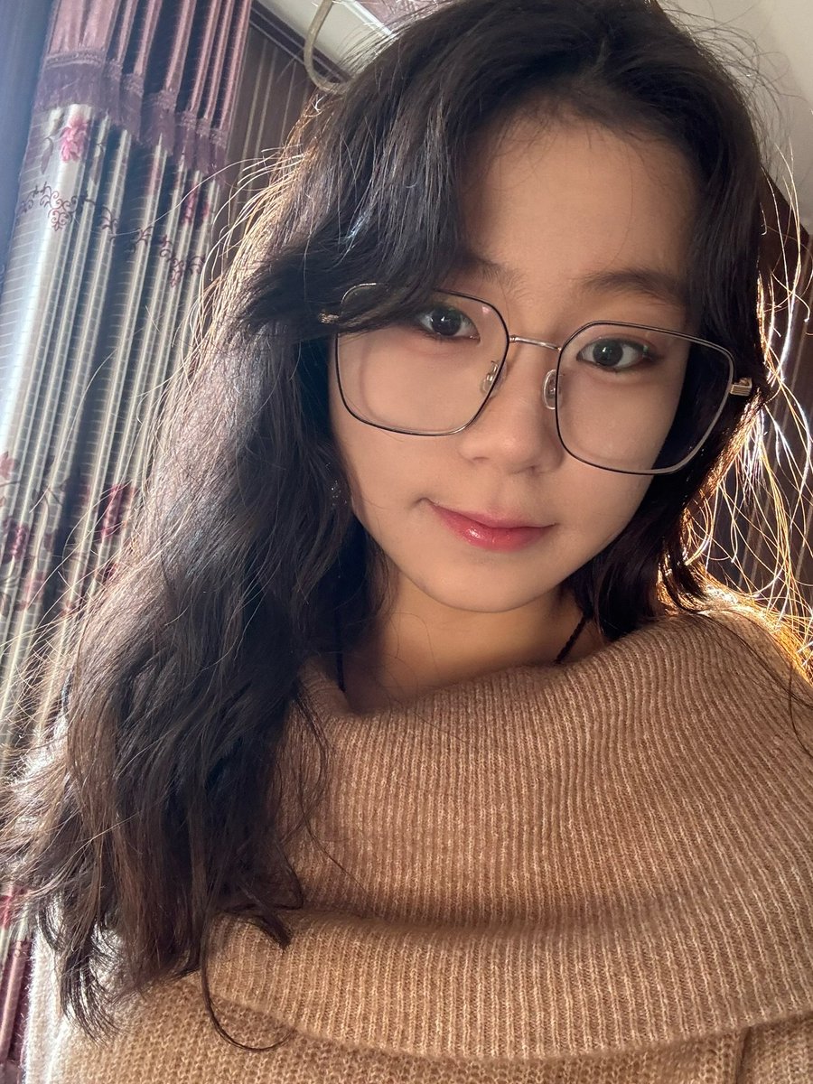 loverrain123's tweet photo. https://t.co/wlbRWsgsW9