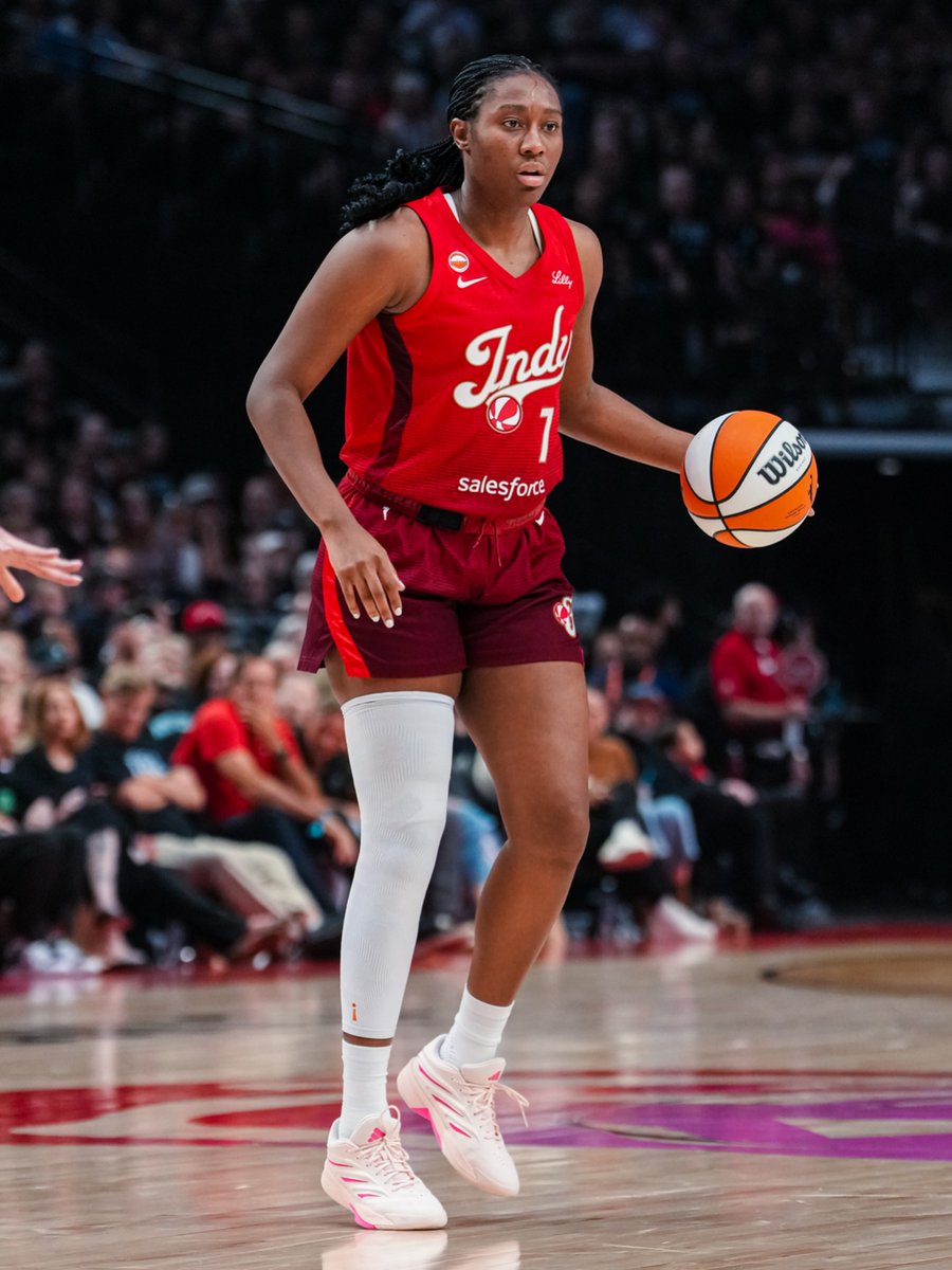 IndianaFever's tweet photo. Aliyah Boston underwent a successful right knee arthroscopy to repair the lateral meniscus on Wednesday. 

Learn more: https://t.co/oNWXpA0H7C https://t.co/s3cXjtiL08