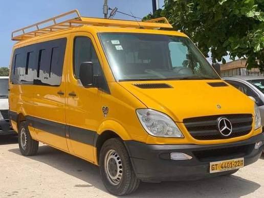 grudy_smith's tweet photo. Everyone wants "passive income" in Ghana. Here's one that looks perfect on paper: buy a Sprinter (GH¢200k), hire a driver, collect GH¢500 daily. Let me show you the maths and the part nobody talks about. 🧵 https://t.co/BLz2vUjG33