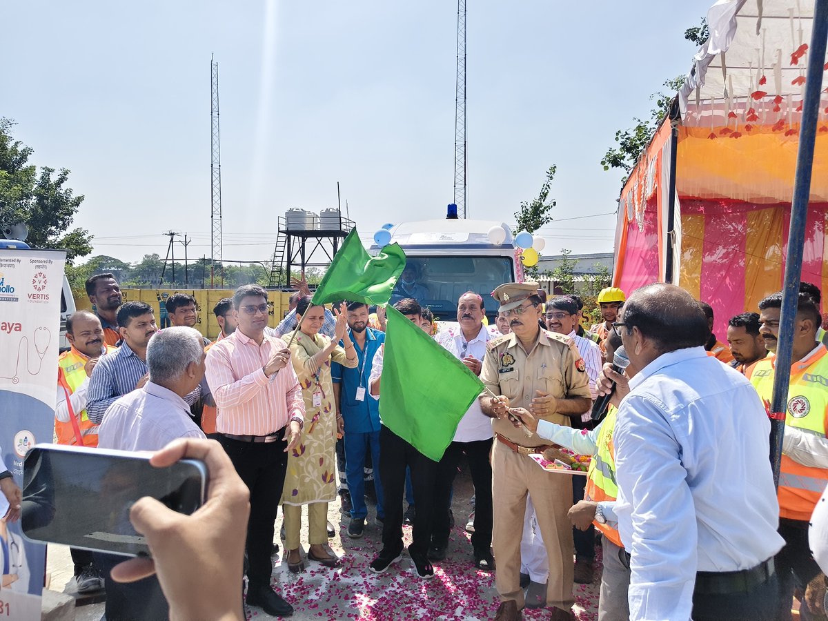 FKhanfatehpuri's tweet photo. π Project Niramaya Ambulance Inaugurated |
Vertis Foundation, in association with Apollo Telemedicine inaugurated the Project Niramaya Ambulance Service at BHPL
in the gracious presence of Mr. Sandip Patidar, PD NHAI PIU Chhatarpur
#ProjectNiramaya #CSR #VertisFoundation https://t.co/PjwG71sCFK