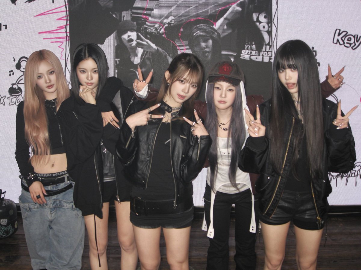 Keyveatz's tweet photo. 2026.10.15
Keyveatz, LIVE [CREW A1]

#Keyveatz #키비츠
#A1ㄱ
#AOMG https://t.co/qRWmPyYgk3