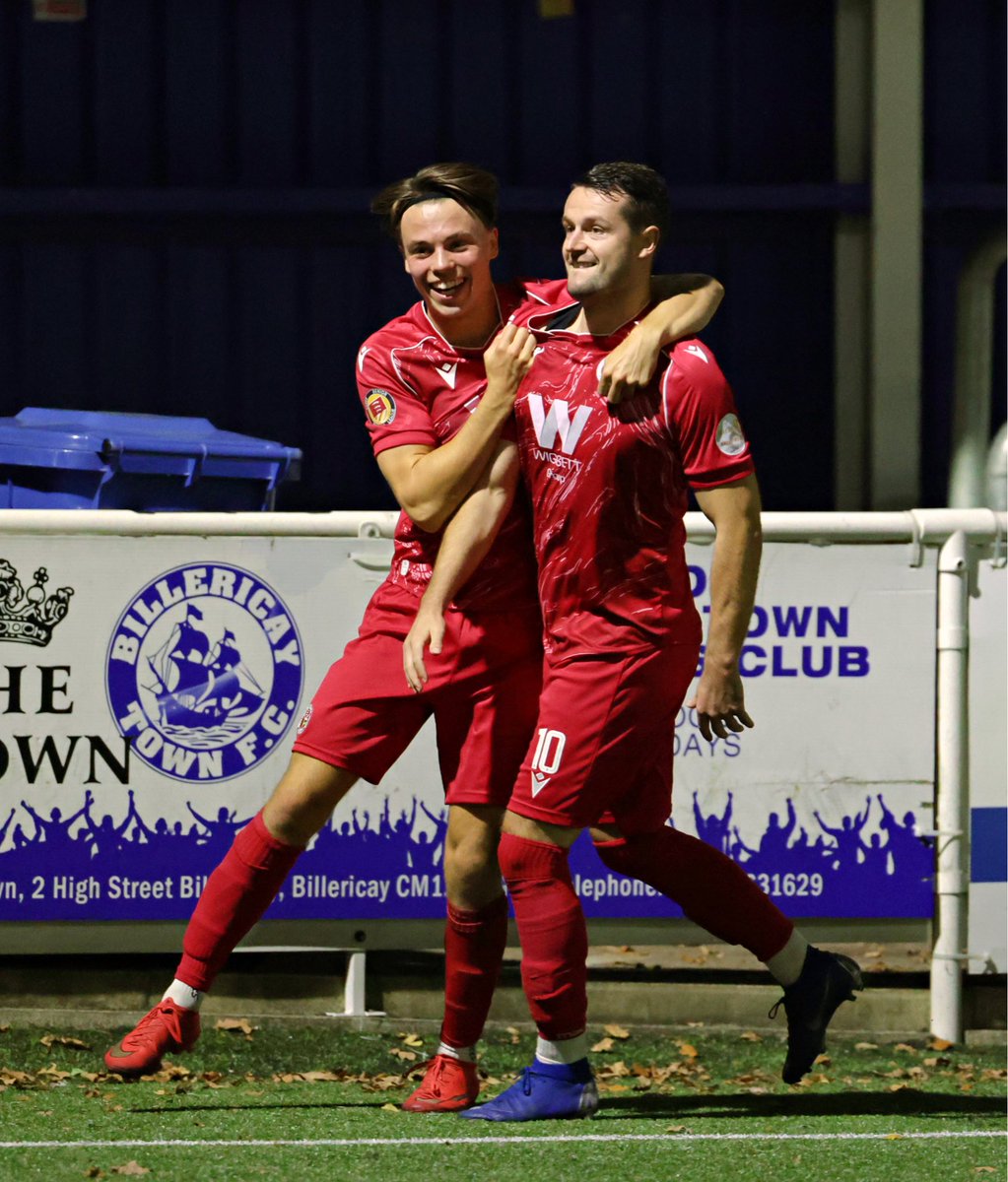 huttonfc's tweet photo. 3 divisions apart. 2-0 down early on. Our lads showed exactly what they're made of🔴⚪️ #UpTheTons @TrevRobPhoto 📸 https://t.co/EvGh0YIXKn