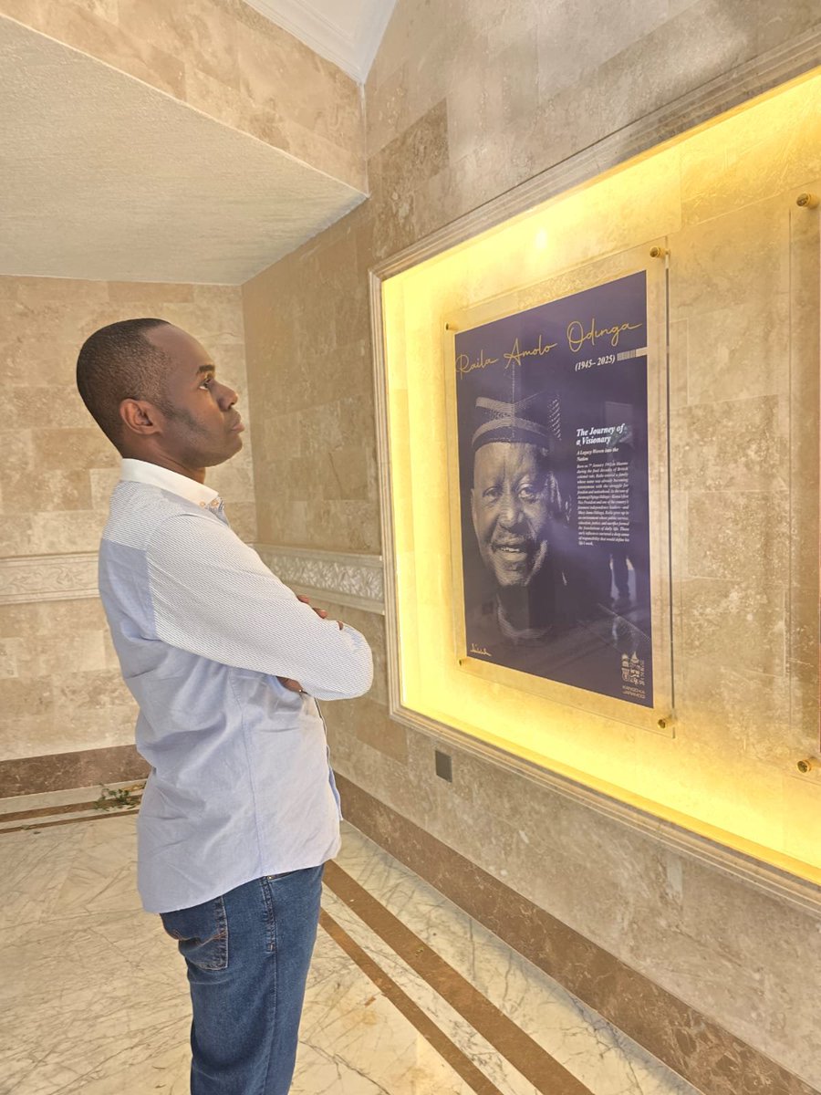 benchitunga's tweet photo. HONORING THE RT. HON. RAILA AMOLO ODINGA

I was privileged to be among the many young people for whom Rt. Hon. Odinga stretched his broad shoulders for mentorship.

Unfortunately, when he passed on this day last year, I was away in China.

This evening, I was honored to pay my respects at his resting place - Kang'o Ka Jaramogi - the Raila Odinga Mausoleum.

We remain forever grateful to this giant of a leader, from whose life we continue to draw inspiration and keep learning. BC