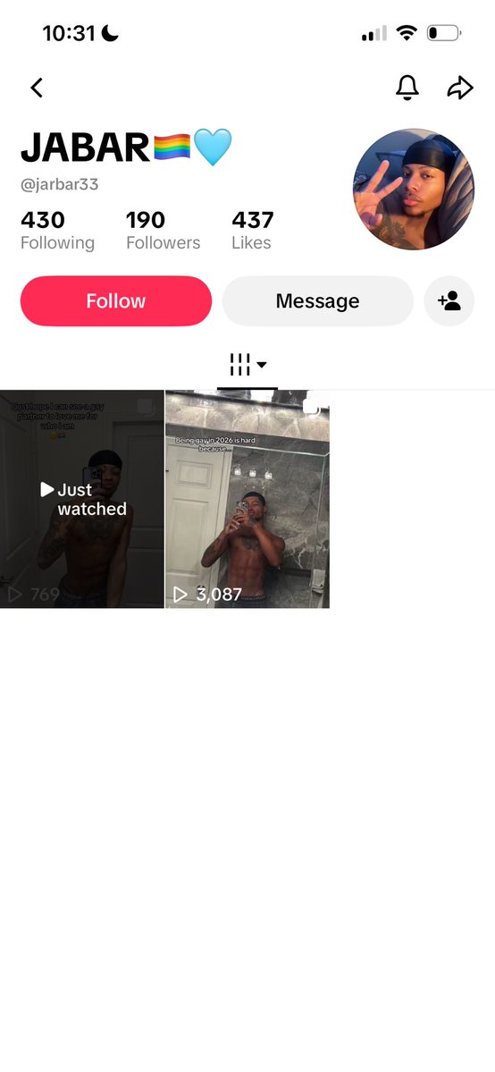 JABARHENSON's tweet photo. Anybody messaging yall from these two accounts on TikTok they are NOT ME🥴 https://t.co/q91zVejOrE