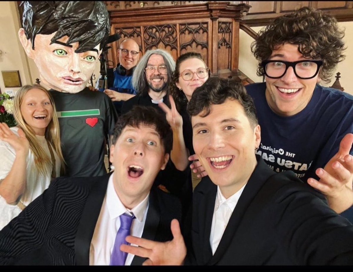 stephannle_'s tweet photo. HAPPY 3 YEARS SINCE DAPG CAME BACK FROM THE DEAD!!! what a crazy 3 years it’s been excited to know where we’ll be in another 3 years 💜 https://t.co/MzNycU8bJ4