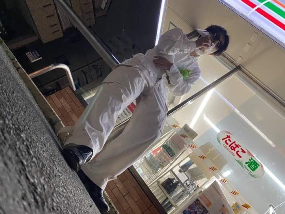 cc22ex's tweet photo. @syura_numa @tak1_ow いい歳こいて恥ずかし笑普通に顔きもいよ https://t.co/QbhWlGubXR