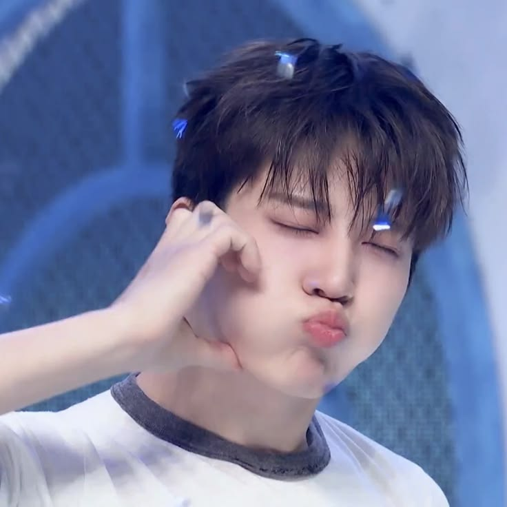 foshyjunghwan's tweet photo. @foshyryul https://t.co/w6mkeNPzdD