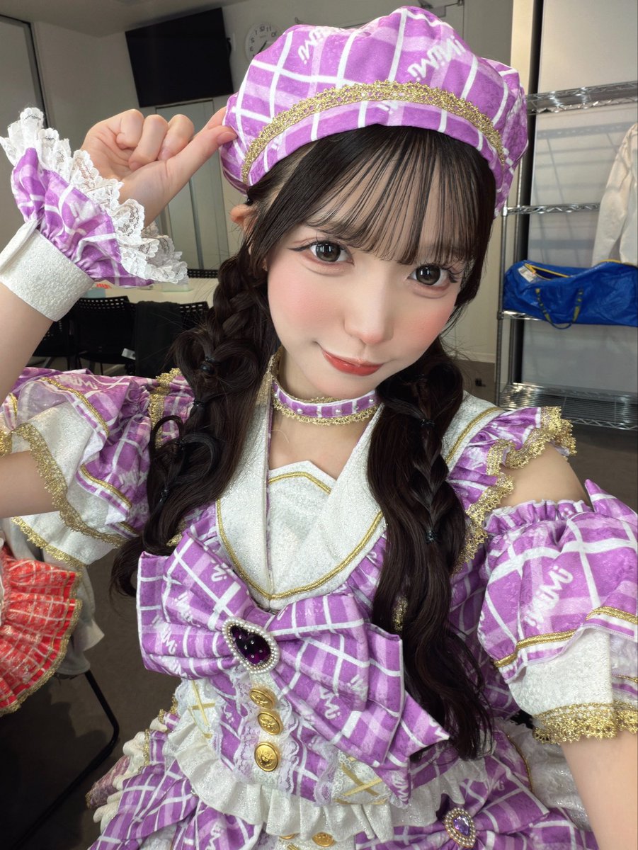 iMiN_furan's tweet photo. 『MiON!』ありがとうございました🩷

大好きなiON!さんと2マンライブをすることができて、とても幸せでした( ᐪ꒳ᐪ )💜

メンバーさんとお話できたり、写真を撮らせていただいたり、ライブを見学させていただいたり、、、

そしてなんと言ってもiON!さんが楽曲交換で披露してくださった『スペースラブ』が本当に良くて、とても感動したし、とても嬉しかったです😭

iMiN!も楽曲交換で『ダダダダダ！』を披露させていただいたり、初のノーシー衣装でのライブだったり、今日はとても充実して幸せな1日でした💭

ノーシー衣装好評で嬉しい⊂( ᴖ ̫ᴖ)⊃💜
またいつかノーシー衣装でライブしたいな🎶

今日もたくさんの方が特典会に来てくださってとても嬉しかったです🫶🏻
皆さんありがとうございました🧚🏻

改めて本日はありがとうございました💟
